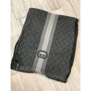 グッチ(Gucci)のグッチ銀座店購入 グッチ GUCCI メンズ ストール マフラー　グレー系(マフラー)