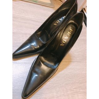 プラダ(PRADA)の【美品・翌日発送】プラダ  ハイヒール  パンプス 黒(ハイヒール/パンプス)