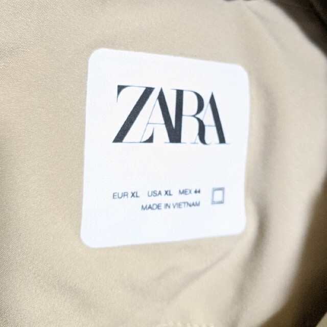 ブルゾン⊚ ZARA by Mino's shop｜ザラならラクマ - ZARAﾊﾟﾌｼｬﾂｼﾞｬｹｯﾄの通販 アウター