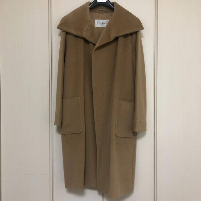 Max Mara(マックスマーラ)のMaxMara  マックスマーラ キャメルコート 36  新品同様 レディースのジャケット/アウター(ロングコート)の商品写真