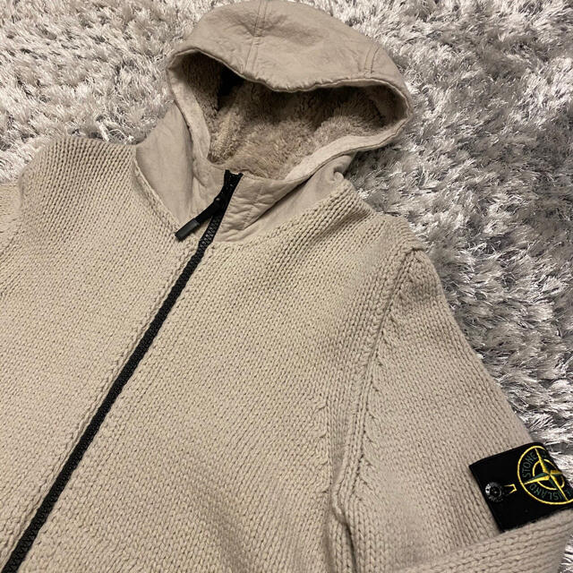 STONE ISLAND(ストーンアイランド)の【超美品】stone island アーカイブ 肉厚ニットパーカー メンズのトップス(ニット/セーター)の商品写真