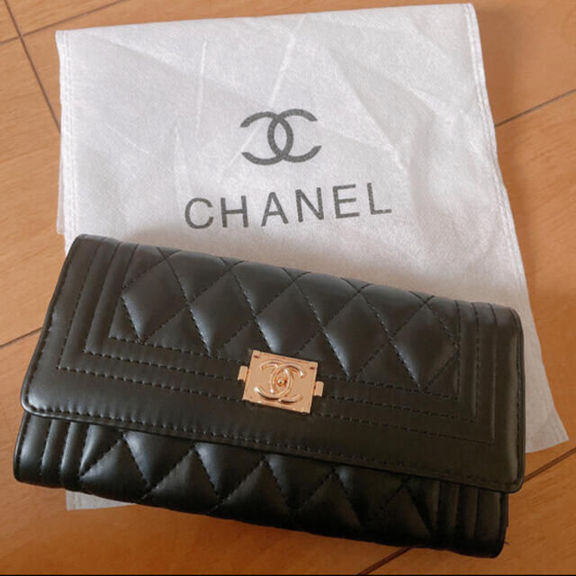 CHANEL(シャネル)の長財布 レディースのファッション小物(財布)の商品写真
