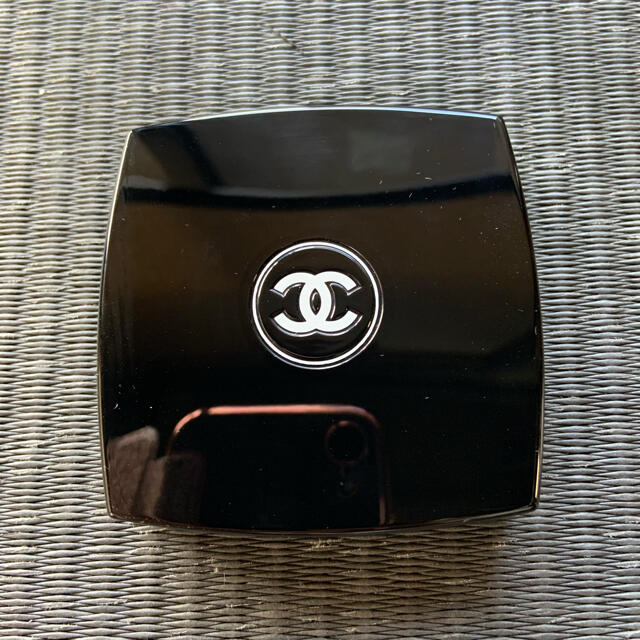 CHANEL(シャネル)のCHANEL  チーク　72 シャネル コスメ/美容のベースメイク/化粧品(チーク)の商品写真