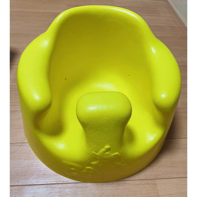 【美品】Bumbo バンボ ベビーソファ ベビーチェア キッズ/ベビー/マタニティの寝具/家具(その他)の商品写真