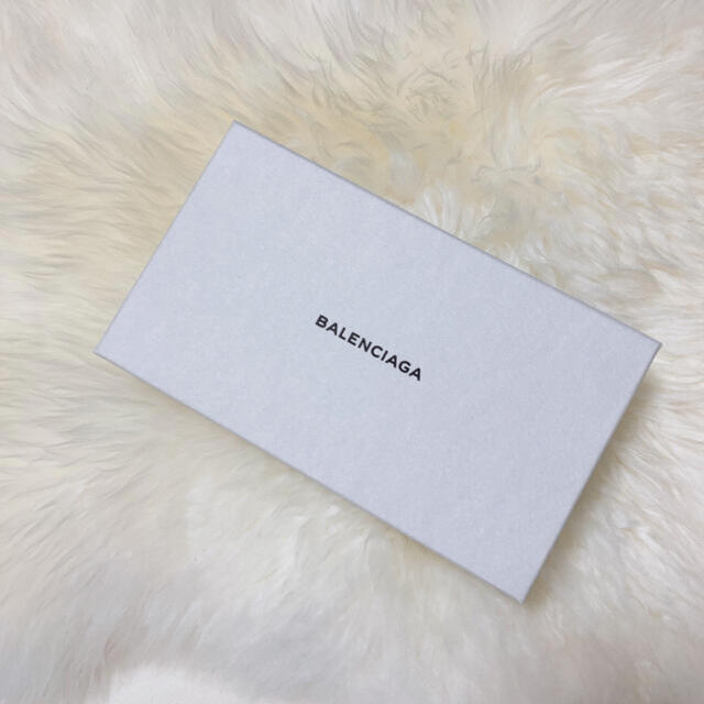 Balenciaga(バレンシアガ)のバレンシアガ　長財布　ホワイト　確実正規品 メンズのファッション小物(長財布)の商品写真