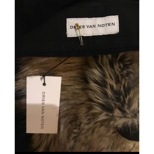 DRIES VAN NOTEN(ドリスヴァンノッテン)のDRIES VAN NOTTEN エコファーストール メンズのファッション小物(ストール)の商品写真