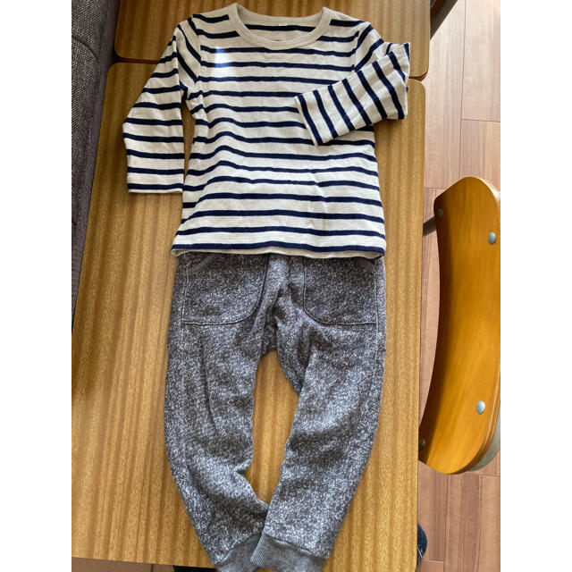 MUJI (無印良品)(ムジルシリョウヒン)の子供服上下セット　サイズ90 キッズ/ベビー/マタニティのキッズ服男の子用(90cm~)(Tシャツ/カットソー)の商品写真