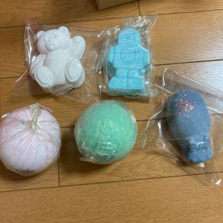 ラッシュ(LUSH)のLUSH バスボム　(入浴剤/バスソルト)