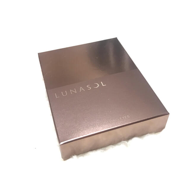 LUNASOL(ルナソル)のルナソルアイシャドウ コスメ/美容のベースメイク/化粧品(アイシャドウ)の商品写真