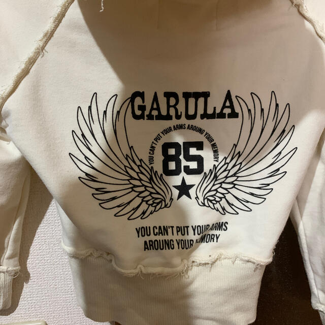 GARULA(ガルラ)のGARULA ショート丈パーカー レディースのトップス(パーカー)の商品写真