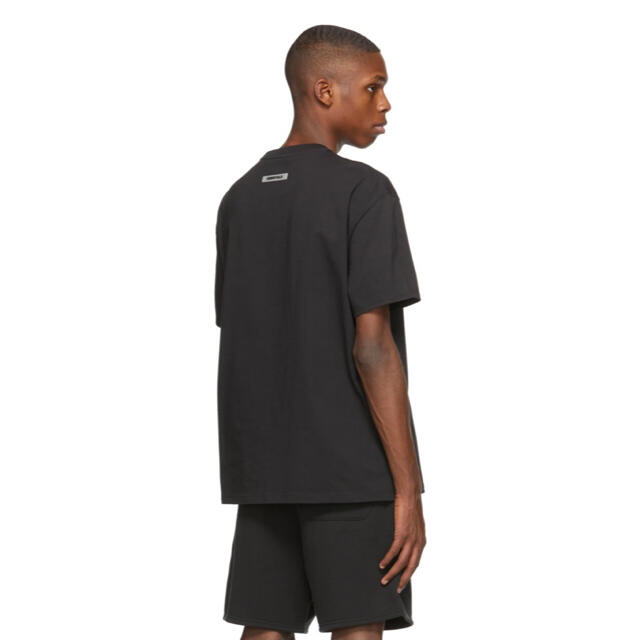 FEAR OF GOD(フィアオブゴッド)のEssentials Black T-SHIRT M メンズのトップス(Tシャツ/カットソー(半袖/袖なし))の商品写真