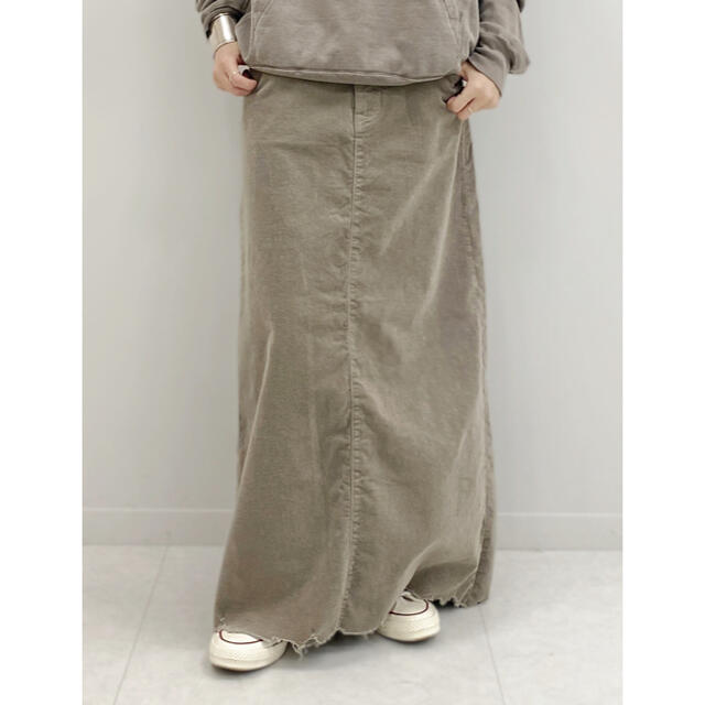 DEUXIEME CLASSE(ドゥーズィエムクラス)の新品⭐️ドゥーズィエムクラス【SURT/サート】 コーデュロイ マキシ スカート レディースのスカート(ロングスカート)の商品写真