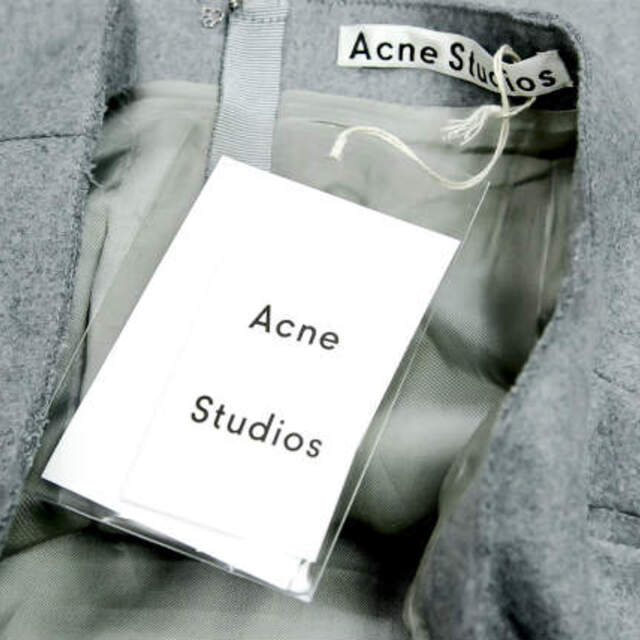 Acne Studios(アクネストゥディオズ)のAcne Studios アクネストゥディオズ Pait Raw PAW15 カシミア混 ウールバックプリーツスカート 36 グレー 台形 ボトムス【中古】
【Acne Studios】 レディースのスカート(ミニスカート)の商品写真