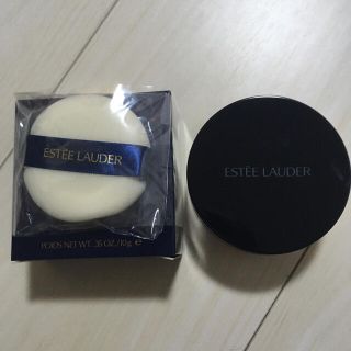 エスティローダー(Estee Lauder)のエスティーローダー　パーフェクティングルースパウダーフェースパウダー　01ライト(フェイスパウダー)