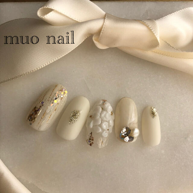 ブライダルネイルチップ ニュアンスと白花の通販 By Muo Nail インスタフォロー割start ラクマ ブライダルネイルチップ ニュアンスと白花の通販 By Muo Nail インスタフォロー割start ラクマ