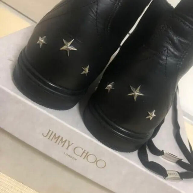 JIMMY CHOO(ジミーチュウ)のジミーチュウ ハイカット　スニーカー COLT 43 スター　スタッズ  メンズの靴/シューズ(スニーカー)の商品写真