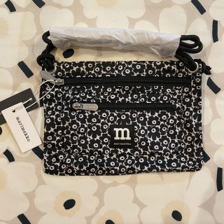 マリメッコ(marimekko)のmarimekko マリメッコ　Unikko Smart トラベルバッグ(ショルダーバッグ)