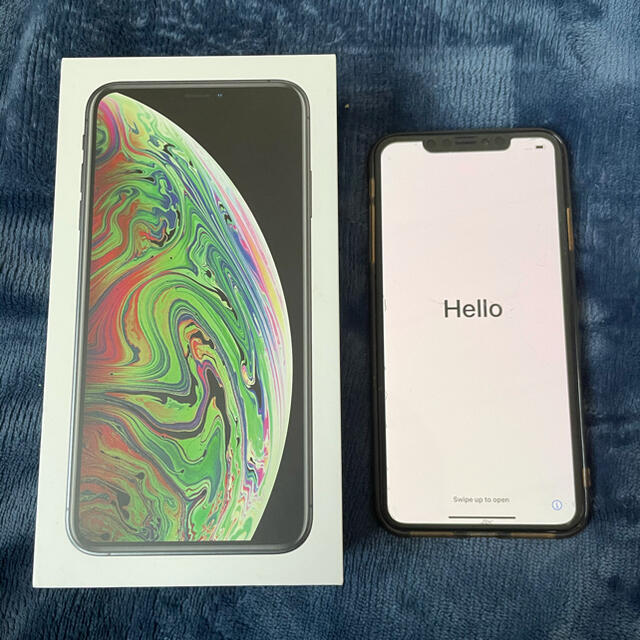 iPhone(アイフォーン)のiPhone Xs Max 256GB スマホ/家電/カメラのスマートフォン/携帯電話(スマートフォン本体)の商品写真