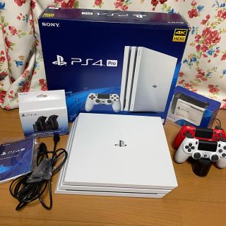 ソニー(SONY)の【Gun様専用⠀】PlayStation4pro コントローラー 充電器セット(家庭用ゲーム機本体)