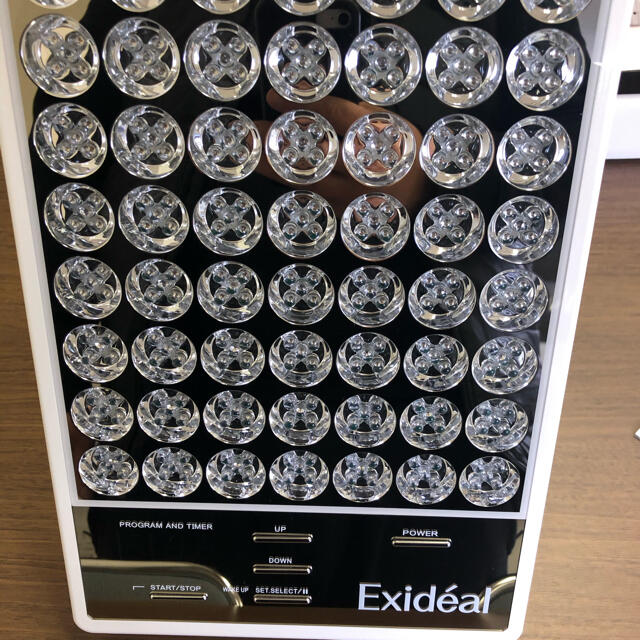 Exideal （エクスイディアル）LED美容器 EX-280 スマホ/家電/カメラの美容/健康(フェイスケア/美顔器)の商品写真