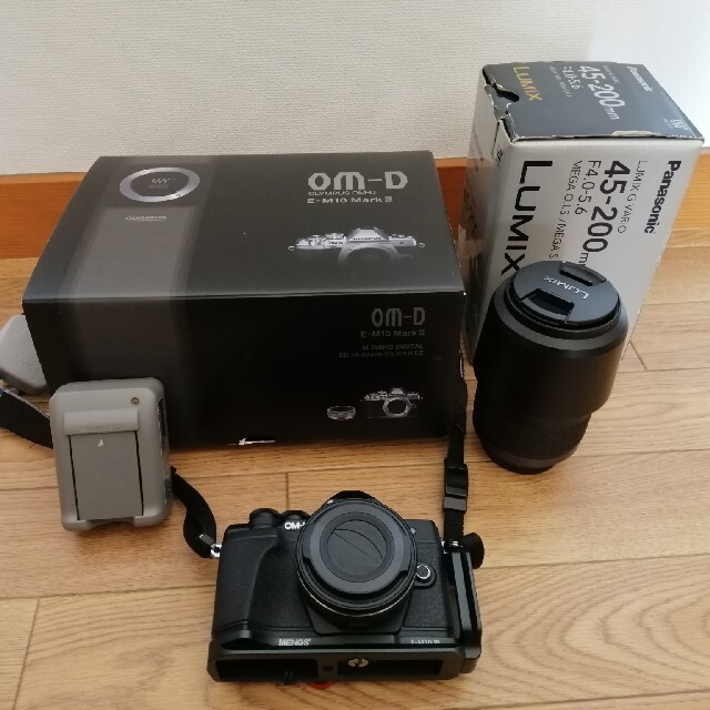 オリンパス Olympus OMD EM10 mark IIIカメラ