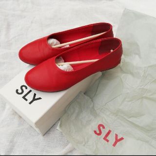 スライ(SLY)のスライ　レザーフラットパンプス(バレエシューズ)