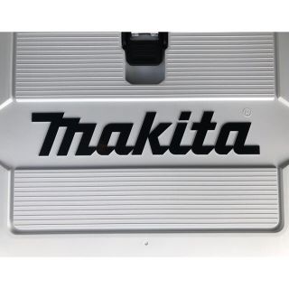 マキタ(Makita)の最終値下げ☆マキタ　インパクトドライバーフルセット　18v 3Ah☆(工具/メンテナンス)