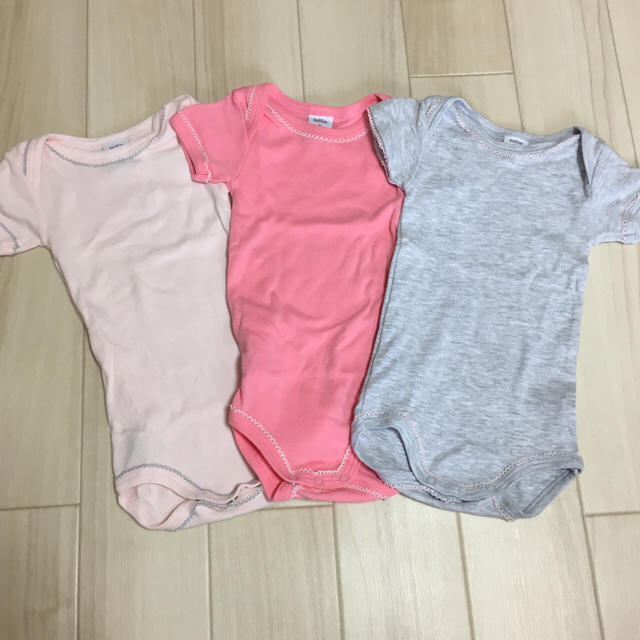 PETIT BATEAU(プチバトー)のPETIT BATEAUロンパースset キッズ/ベビー/マタニティのベビー服(~85cm)(ロンパース)の商品写真