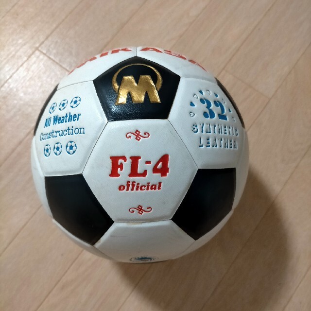 MIKASA(ミカサ)のサッカーボール スポーツ/アウトドアのサッカー/フットサル(ボール)の商品写真