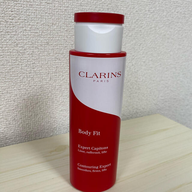 CLARINS(クラランス)の【お値下げ中！】CLARINS ボディフィット コスメ/美容のボディケア(ボディクリーム)の商品写真