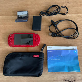 プレイステーションポータブル(PlayStation Portable)のPSP2000(携帯用ゲーム機本体)