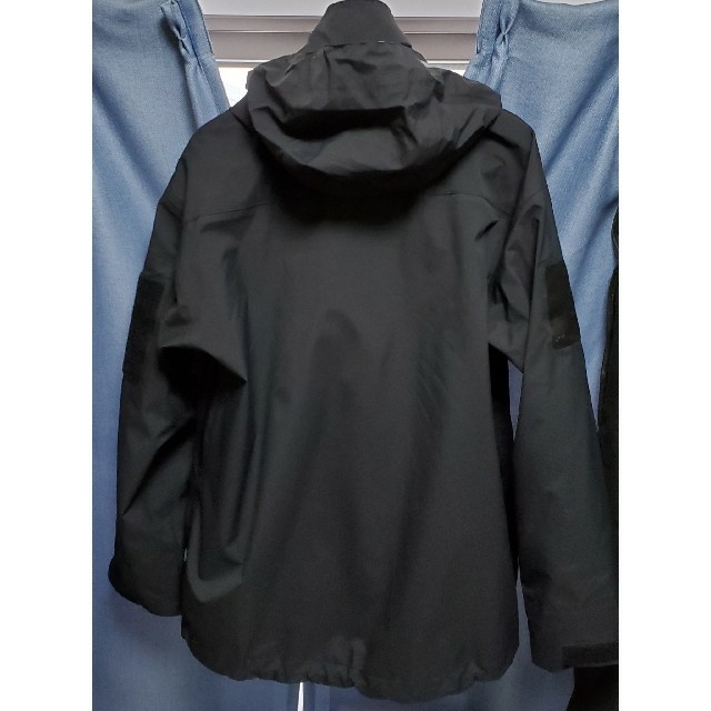 MOUT(マウト)のc change Recon Hardshell Jacket 44サイズ メンズのジャケット/アウター(マウンテンパーカー)の商品写真