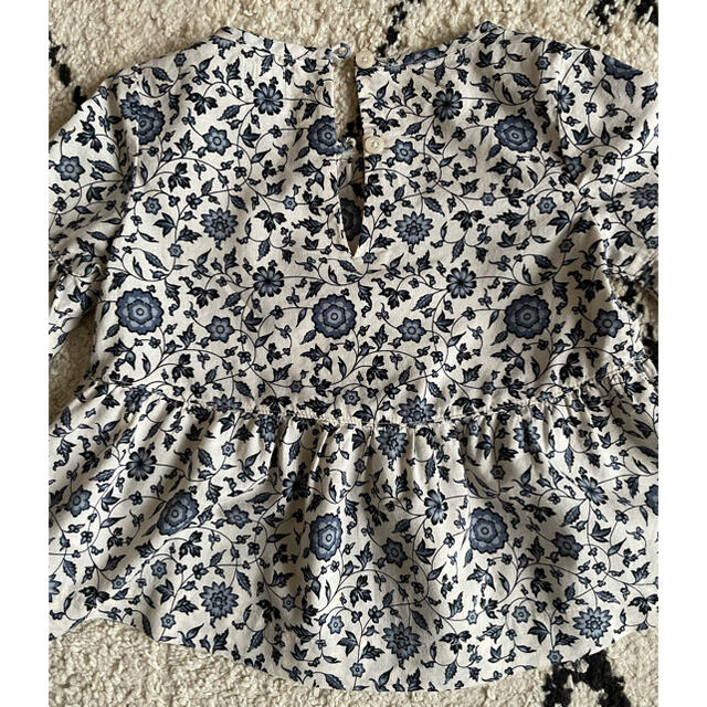 GAP Kids(ギャップキッズ)のGAP ギャップ　チュニック　ワンピース　花柄　 キッズ/ベビー/マタニティのキッズ服女の子用(90cm~)(ワンピース)の商品写真