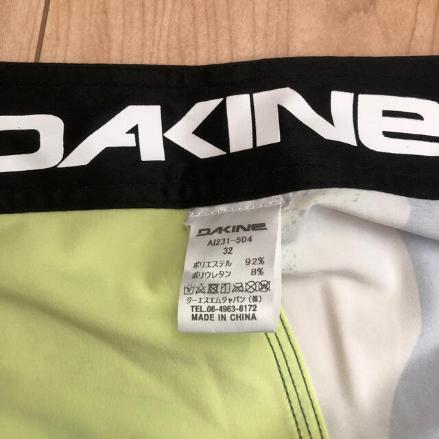 Dakine(ダカイン)の水着　メンズ　DAKINE 新品未使用　Lサイズ メンズの水着/浴衣(水着)の商品写真