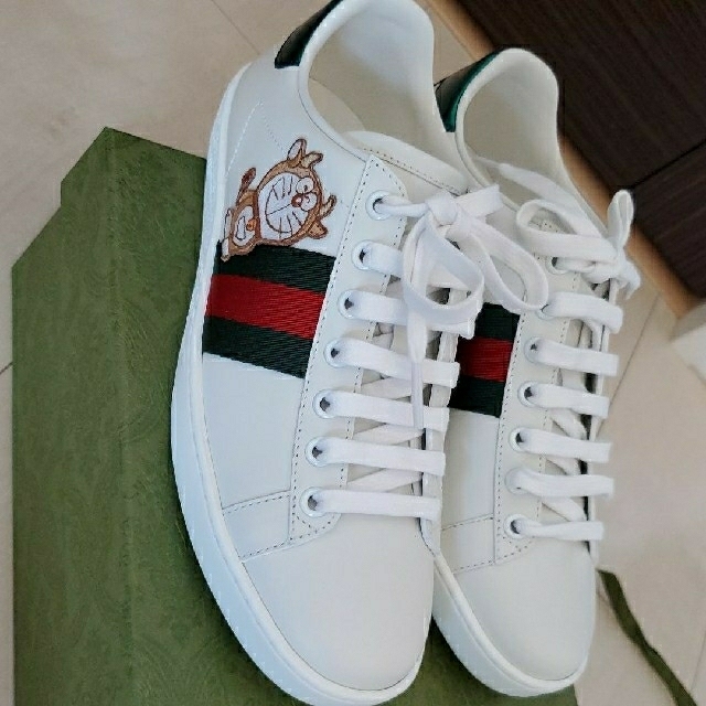 Gucci(グッチ)の【百貨店購入】グッチ x ドラえもん　エース　スニーカー　ホワイト レディースの靴/シューズ(スニーカー)の商品写真