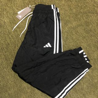 アディダス(adidas)のadidas パンツ　(   値下げ中　)(カジュアルパンツ)