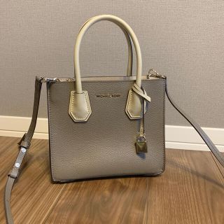 マイケルコース(Michael Kors)のMICHAEL KORS ハンドバッグ(ハンドバッグ)