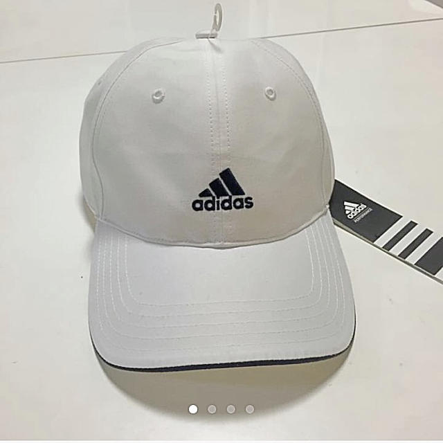 adidas(アディダス)の新品☆アディダスキャップ メンズの帽子(キャップ)の商品写真