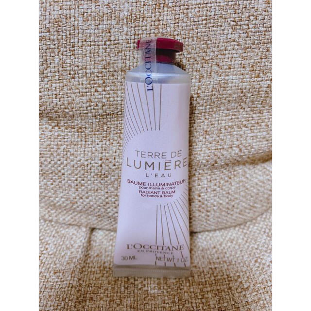 L'OCCITANE(ロクシタン)の《未開封》ロクシタン　ハンドクリーム　30ml コスメ/美容のボディケア(ハンドクリーム)の商品写真