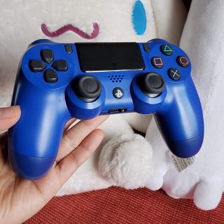 ソニー(SONY)のDualshock 4 PS4 コントローラー　純正品　美品　(家庭用ゲーム機本体)