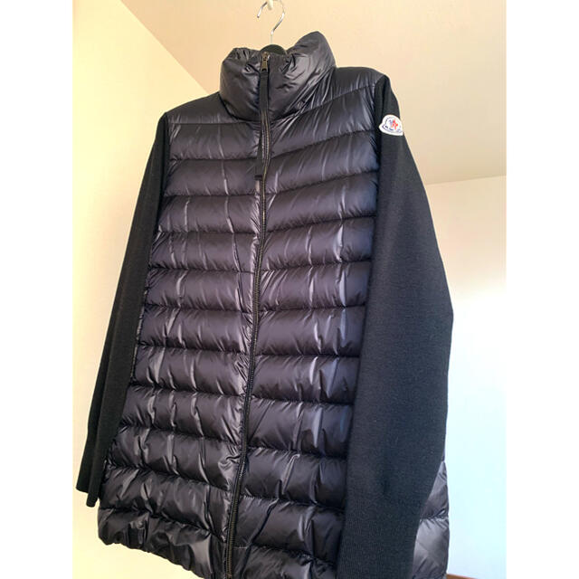 MONCLER(モンクレール)のMONCLERモンクレール　トリコカーディガン　レディース レディースのジャケット/アウター(ダウンジャケット)の商品写真