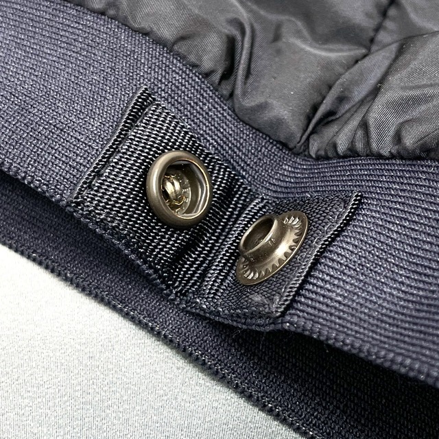 モンクレール MONCLER MARIBEU  4160305 グラデーション 上着 アウター フーテッドジャケット ブルゾン ナイロン レッド 未使用