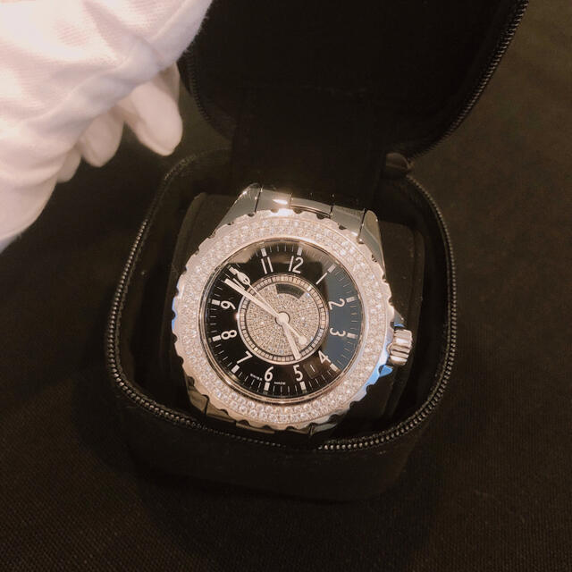 CHANEL(シャネル)の【こちら専用出品になります】CHANEL  純正ダイヤ  J12 時計 メンズの時計(腕時計(アナログ))の商品写真