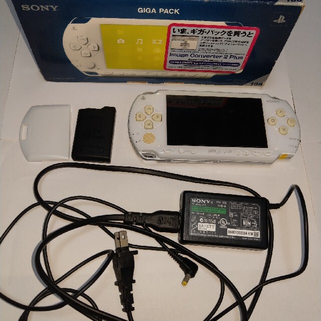 PlayStation Portable(プレイステーションポータブル)のSONY  PSP-1000G1CW エンタメ/ホビーのゲームソフト/ゲーム機本体(携帯用ゲーム機本体)の商品写真