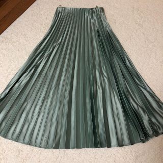 ザラ(ZARA)の試着のみ　ZARA ロングスカート プリーツスカート(ロングスカート)