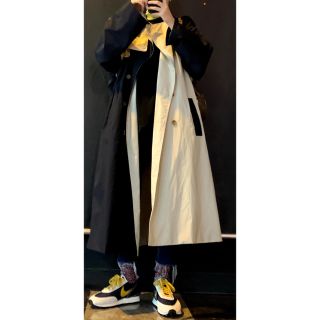 バレンシアガ(Balenciaga)のASCLO ツートンコート(トレンチコート)