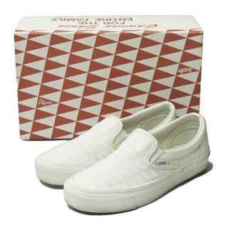 Pilgrim Surf+Supply x VANS VAULT ピルグリム サーフ+サプライ ヴァンズ ボルト 別注 OG Classic Slip-On クラシックスリッポン US5.5(23.5cm) ホワイト ペナント フラッグ スニーカー シューズ【中古】【Pilgrim Surf+Supply × VANS VAULT】(スニーカー)