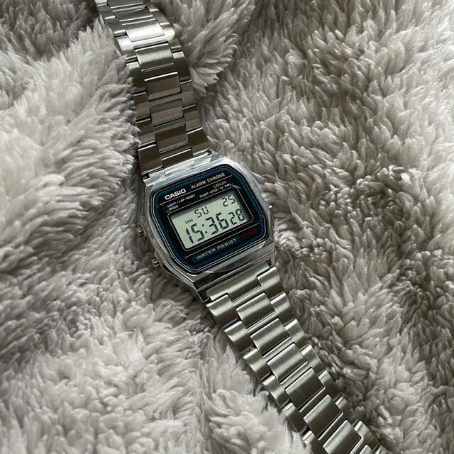 CASIO(カシオ)のカシオ　シルバーウォッチ レディースのファッション小物(腕時計)の商品写真