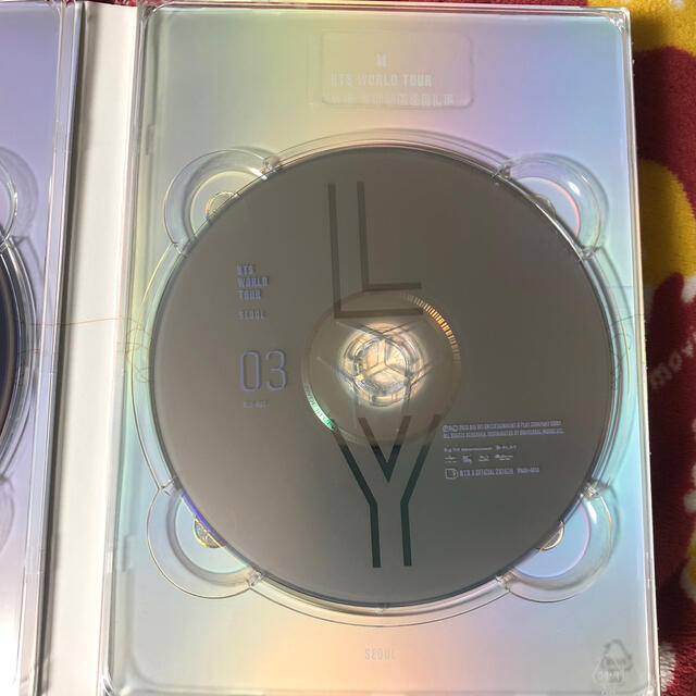 防弾少年団(BTS)(ボウダンショウネンダン)のBTS LOVE YOURSELF DVD エンタメ/ホビーのCD(K-POP/アジア)の商品写真