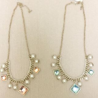 【バラ売りです】①オレンジ②グリーンビジュー　パール　ネックレス　新品(ネックレス)